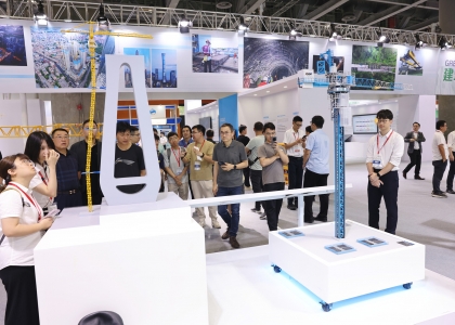 5月8日，首届广州国际智能建造与工业化建筑产业博览会在广州保利世贸博览馆开幕，为期三天，吸引来自澳大利亚、新西兰、西班牙、法国、英国、巴西等90国共计1300余名海外客商。