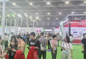 江苏新能源装机破亿领跑长三角，8月太阳能亮化展将启幕引领绿色新程